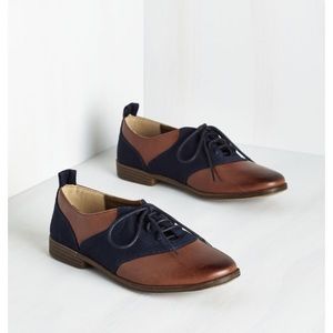 RESTRICTED “Reading Room Romance” |Oxford| 9